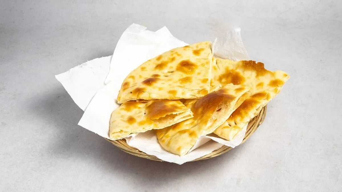 Coriander naan