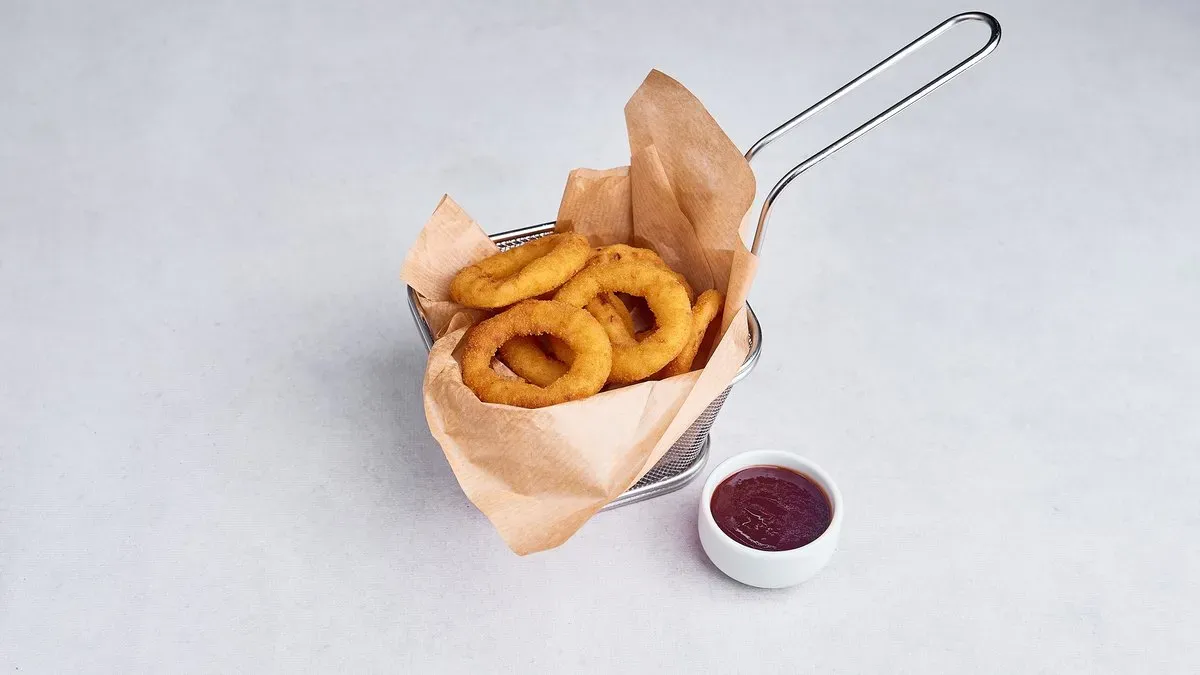 Onion Rings (8szt) z BBQ
