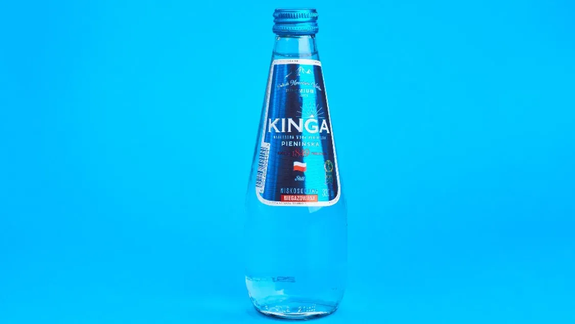Woda mineralna nie gaz but. 330ml.