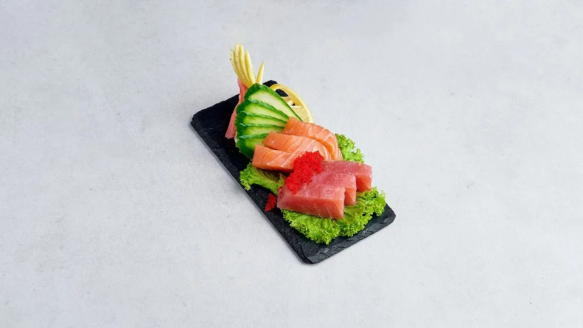 Sashimi tataki tuńczyk