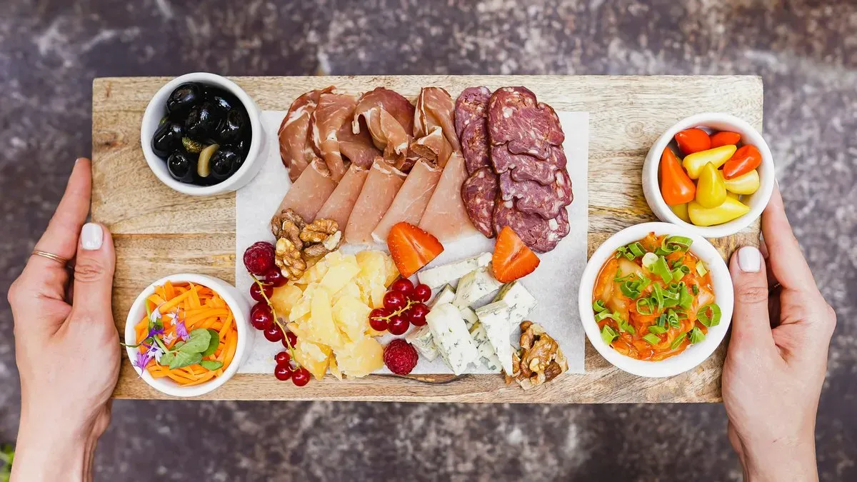 Tapas na Koszykowej dla 2 osób - dla mięsożerców