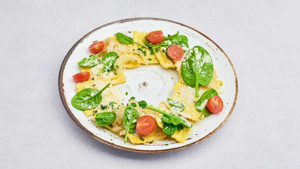 Ravioli z ricottą i szpinakiem