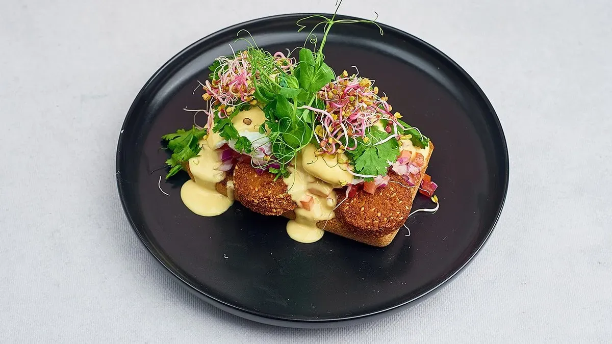 Masala benedict