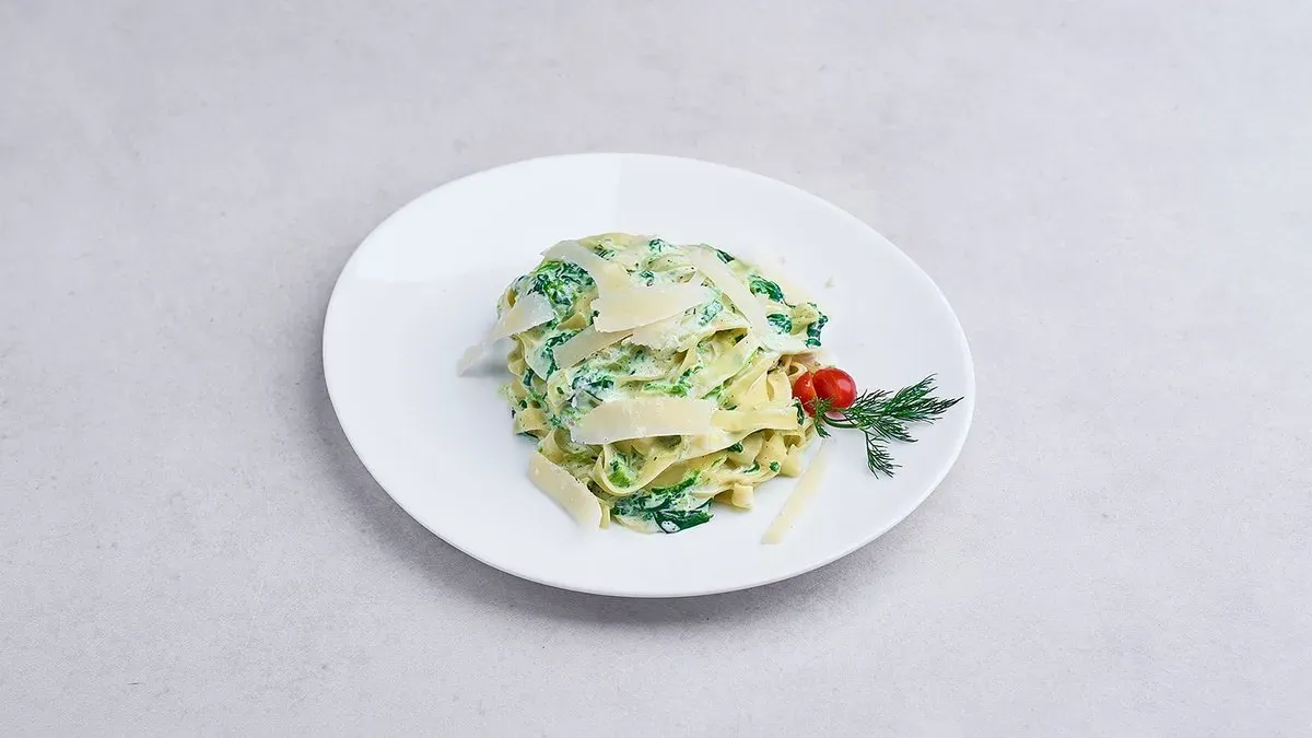 Tagiatelle ze szpinakiem