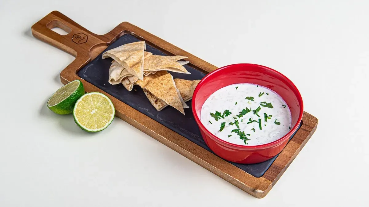Tzatziki + pita