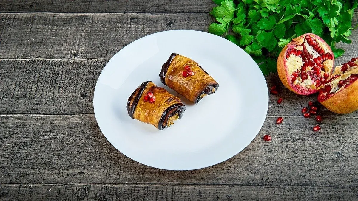 Bakłażan z pasta orzechową