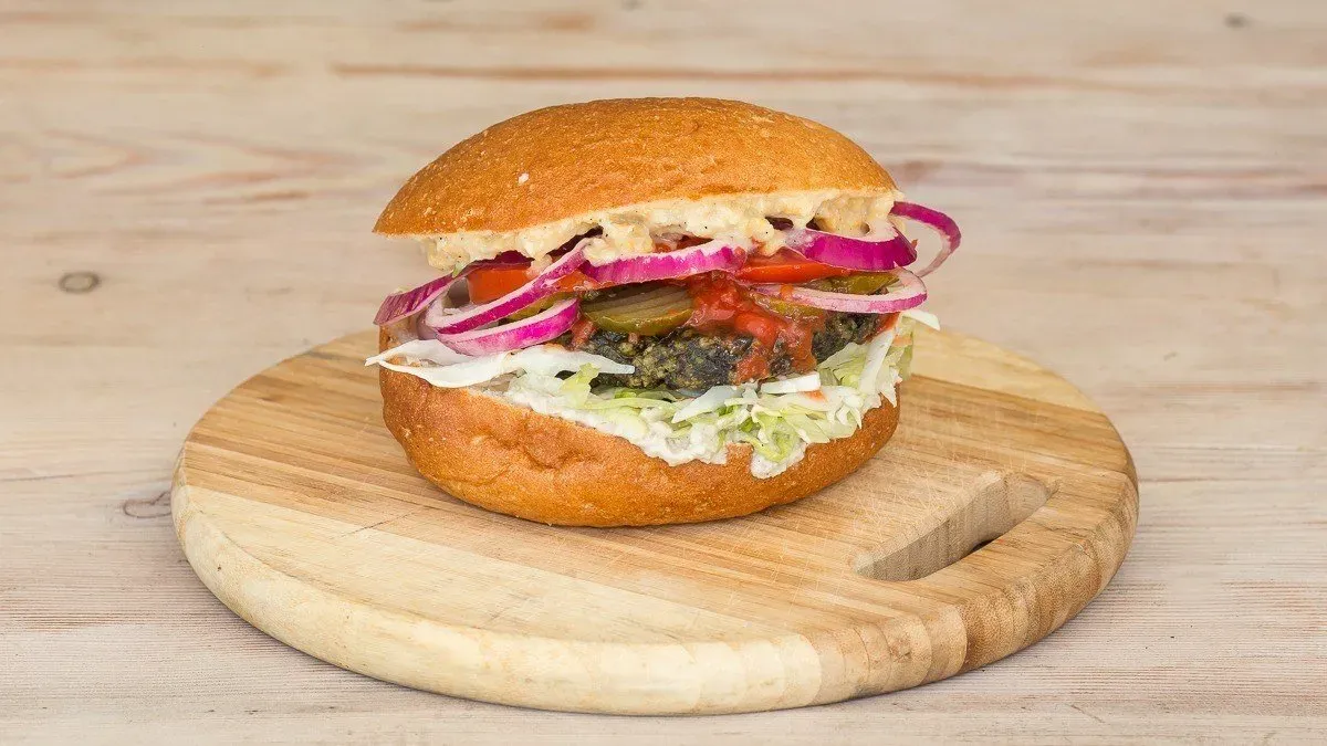 Burger szpinakowy