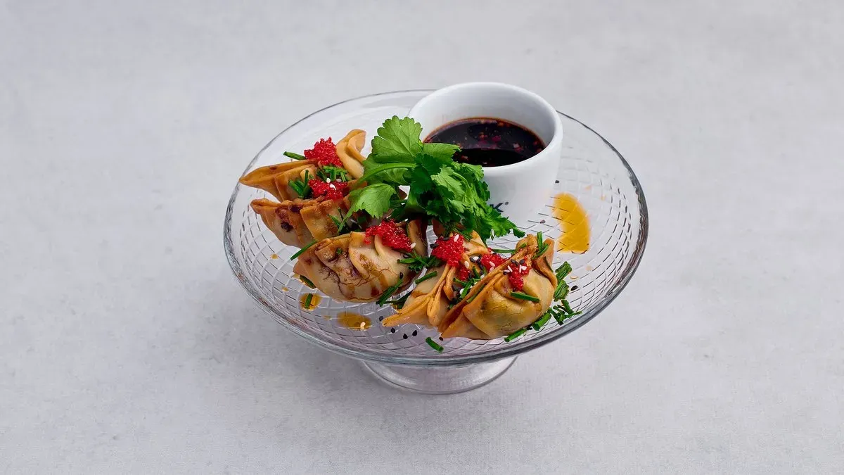 Duck wakame gyoza (Japonia)