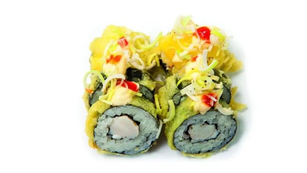 Tempura maki z małżą św. Jakuba