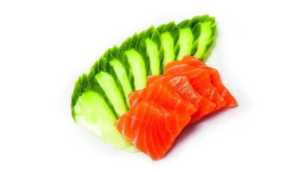 Sashimi - łosoś, okoń, ryba maślana, kalmar, ośmiornica