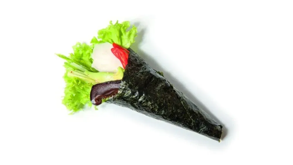 Temaki z maślaną i warzywami