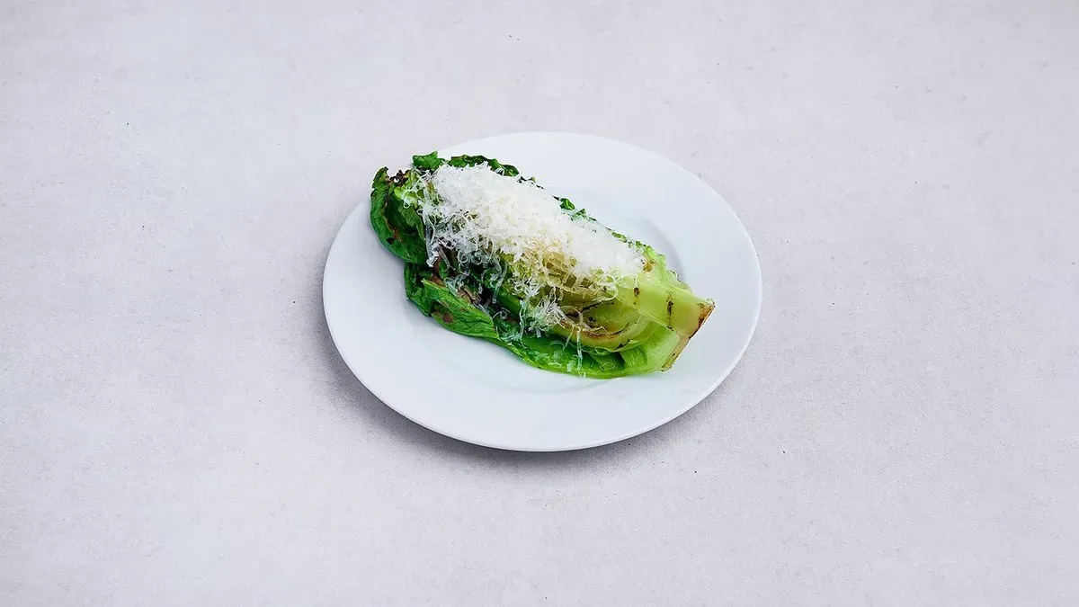 Lattuga romana con pecorino