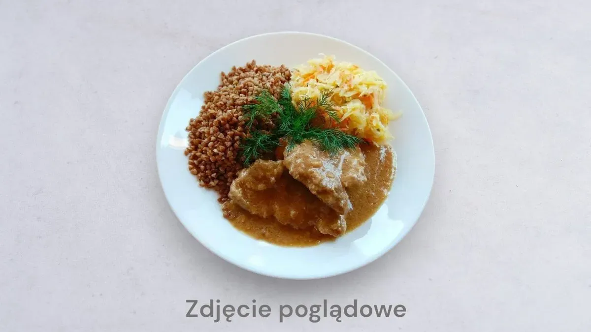 Bitki wieprzowe w sosie własnym
