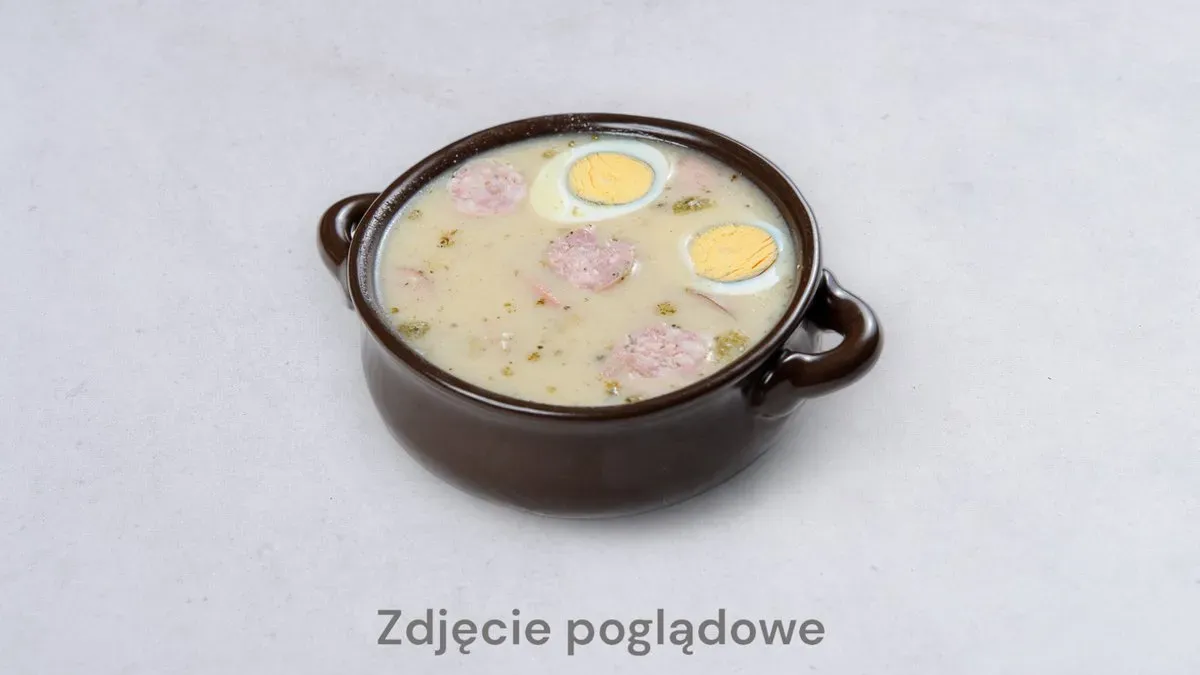 Żurek z kiełbasą i jajkiem