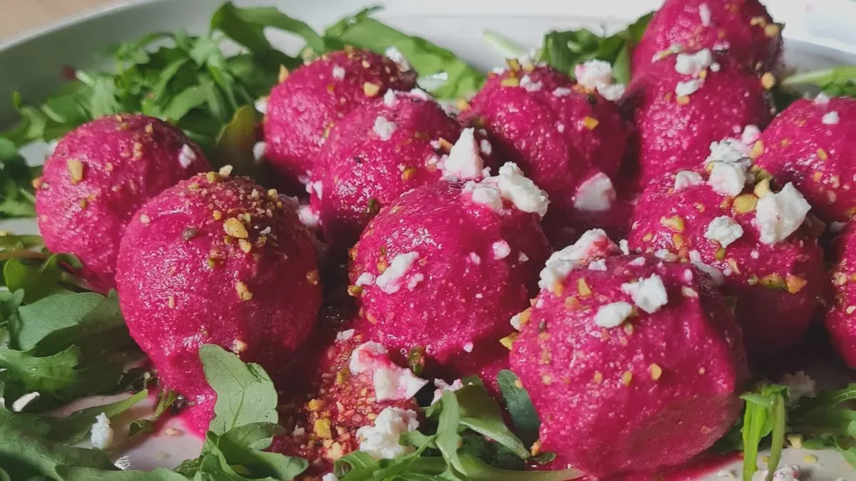 Buraczane gnocchi