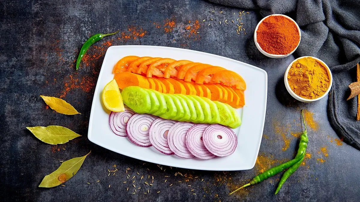 Cut salad