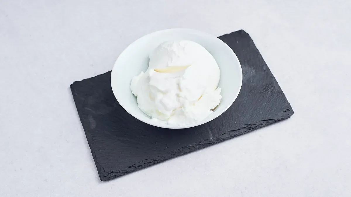 Plain curd