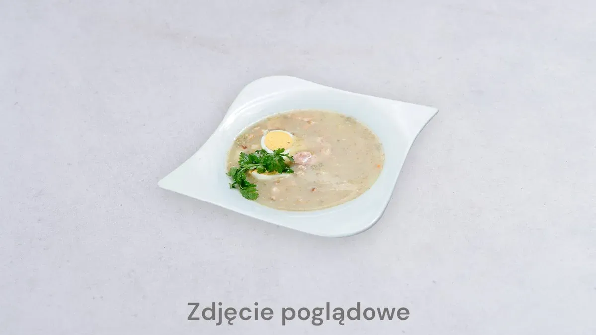 Żur staropolski z jajkiem i pieczywem