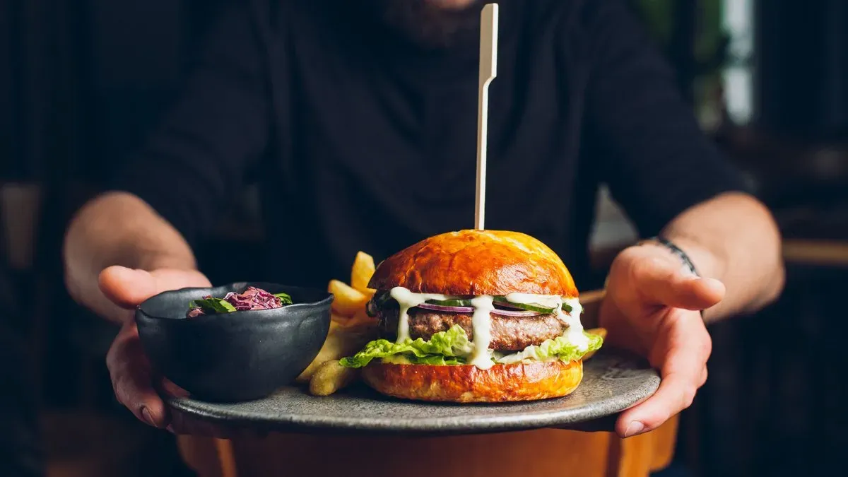 Burger z jelenia