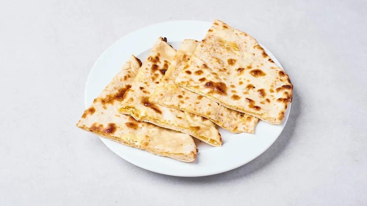 Paneer pratha