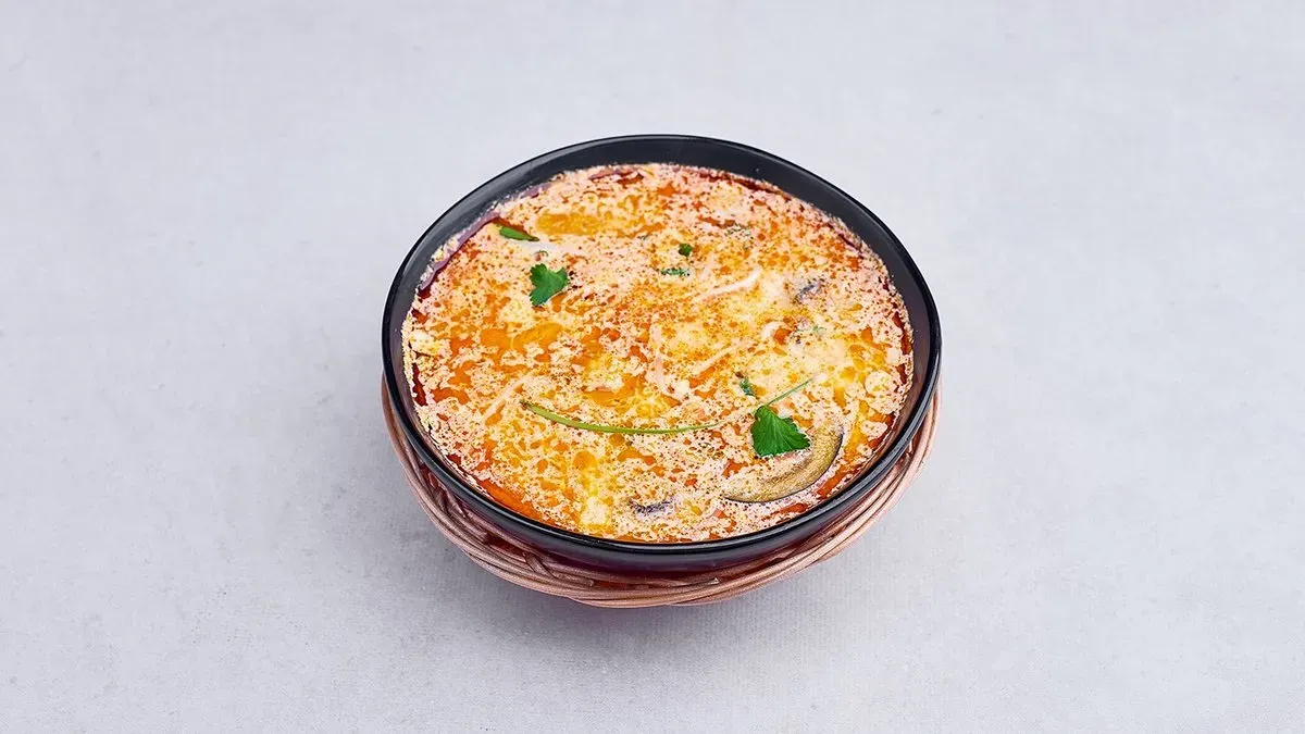 Tom kha bò