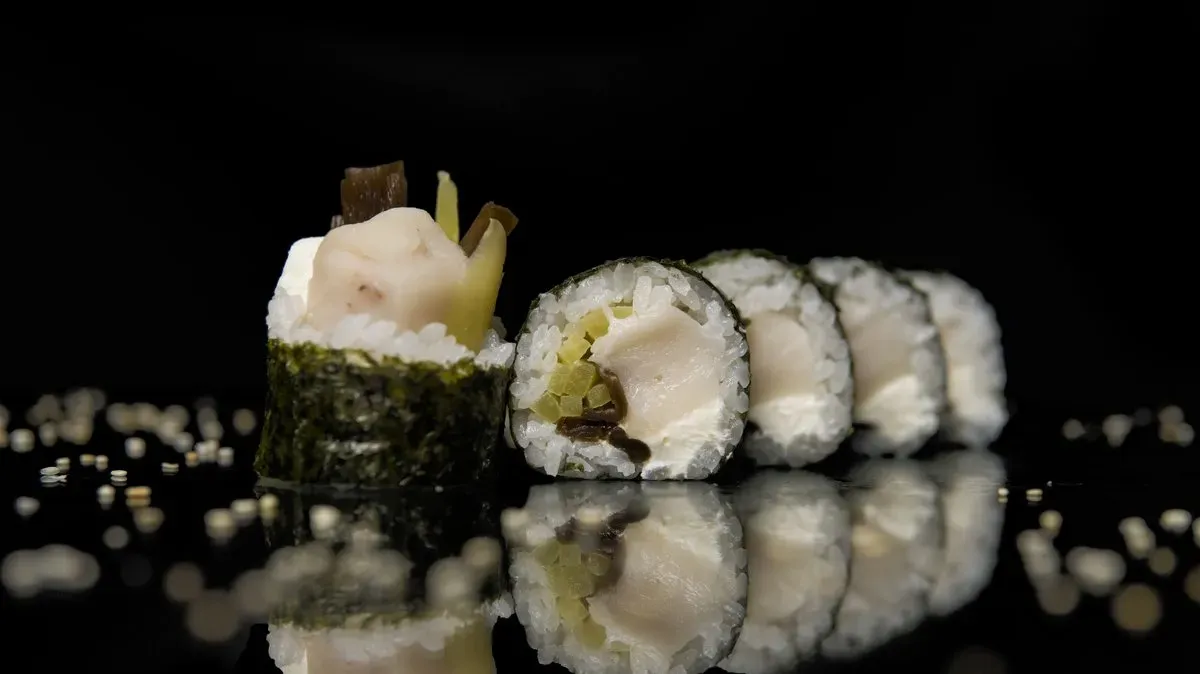 Futomaki maślana (10szt)