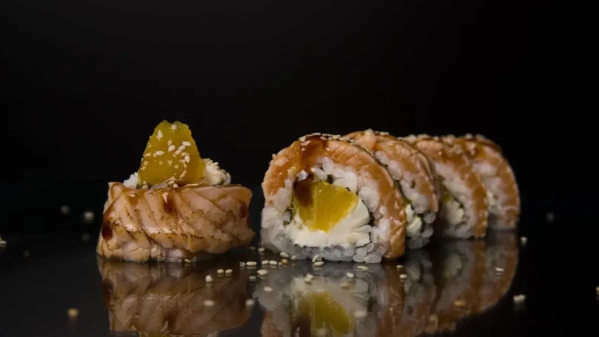 California philadelphia łosoś i pomarańcza (8szt)