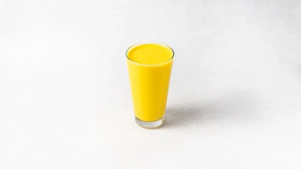 Mango lassi