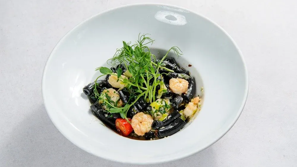 Tagliatelle nero z krewetkami