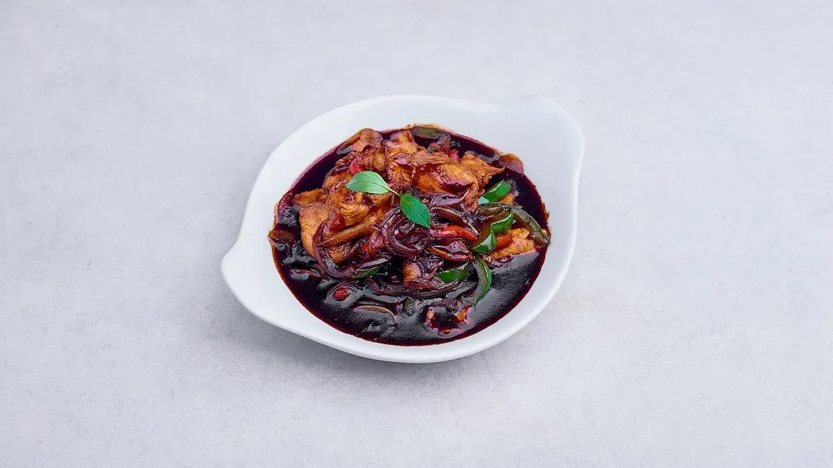 Chicken basil and chilli