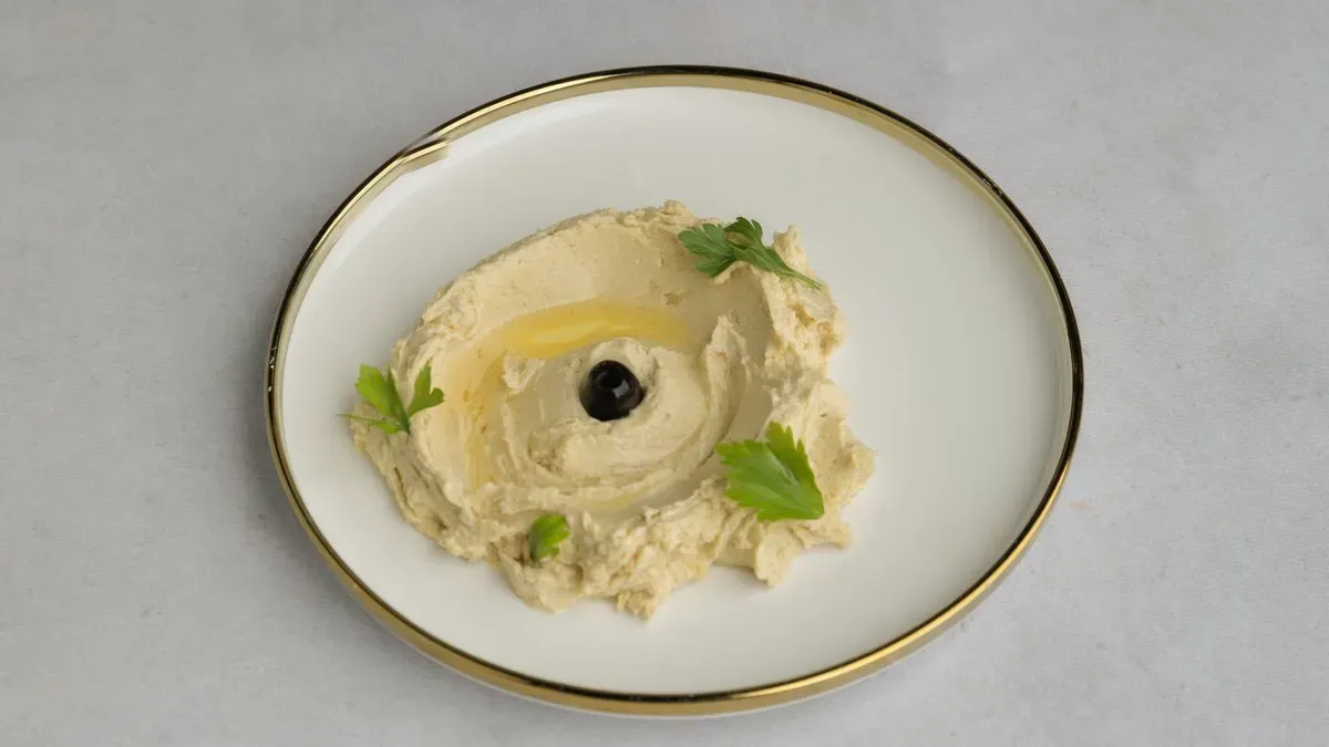 Talerz hummus