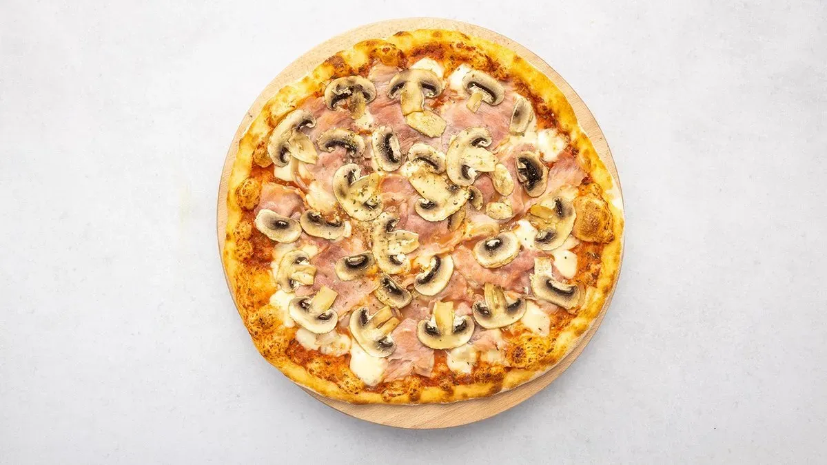 Pizza Cotto e fungi