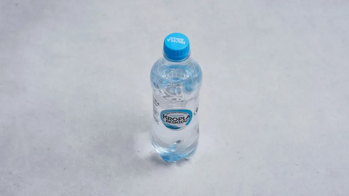Woda niegazowana (0,5 l)