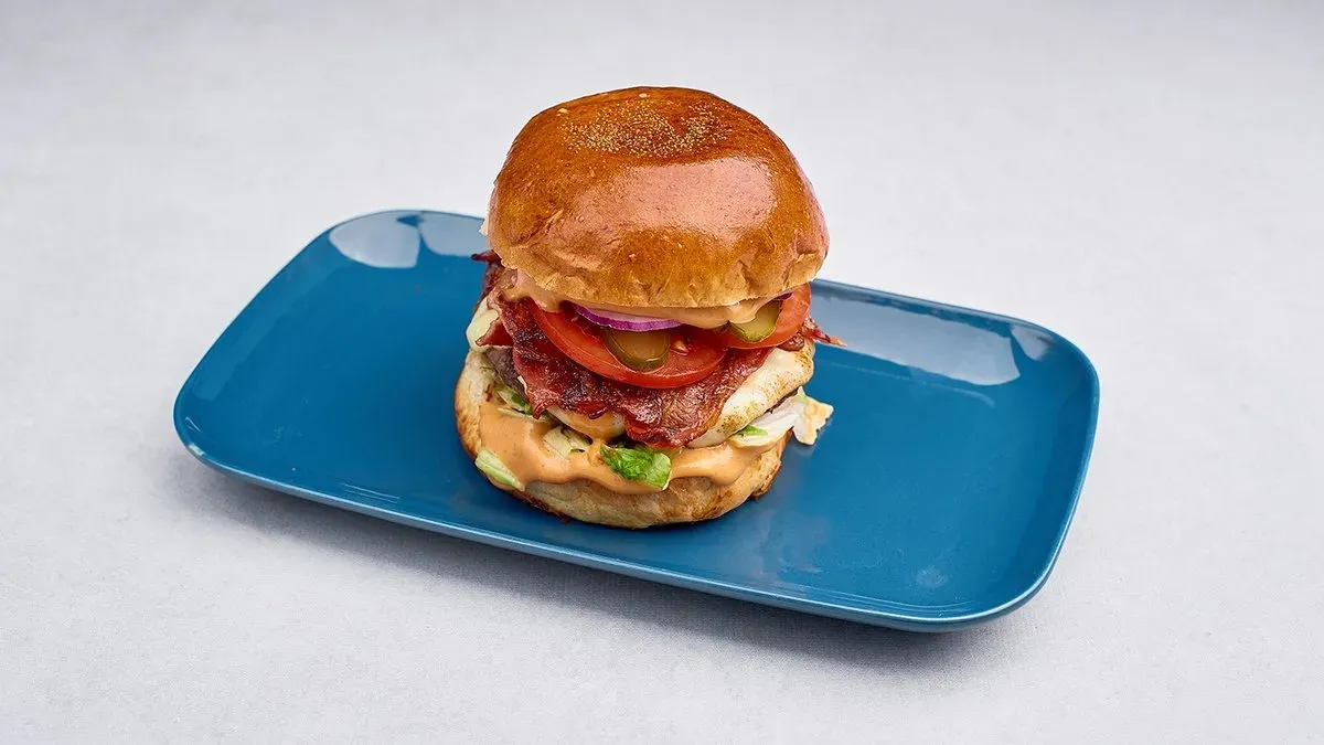 Bacon cheese burger