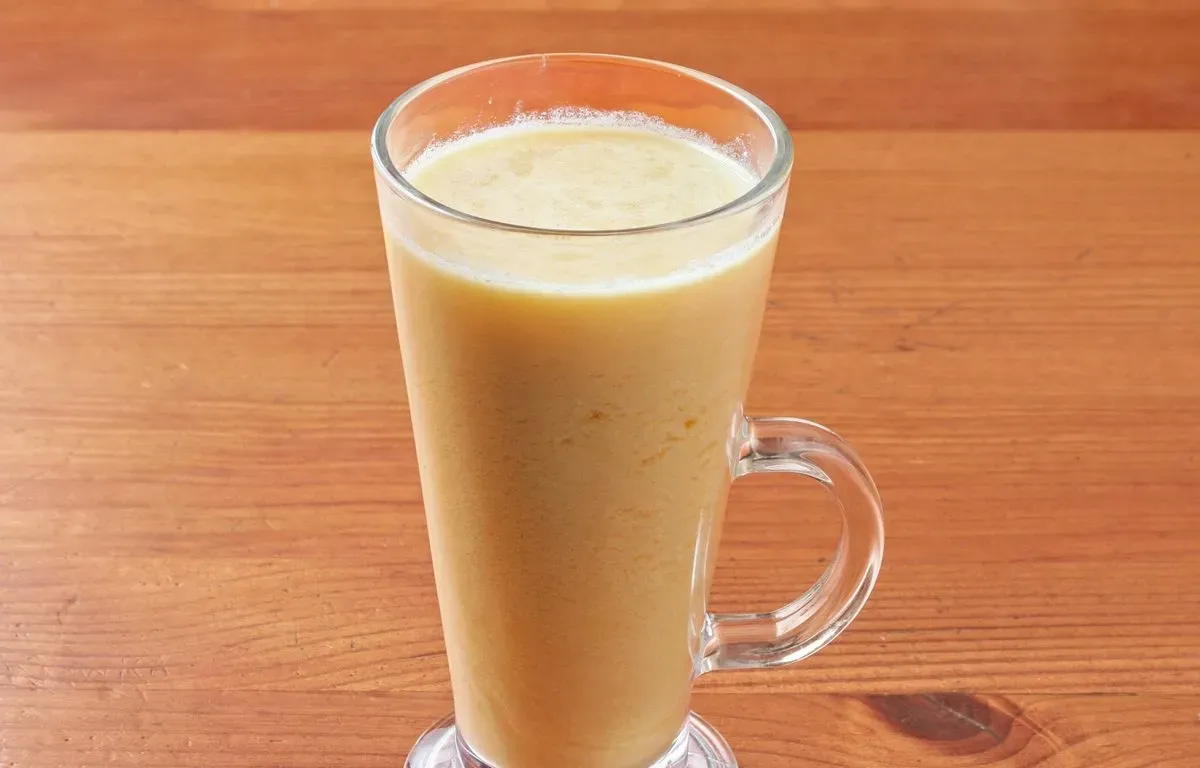 Mango lassi