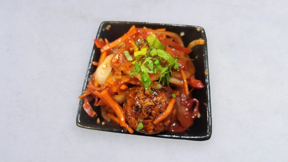 Veg munchurian dry