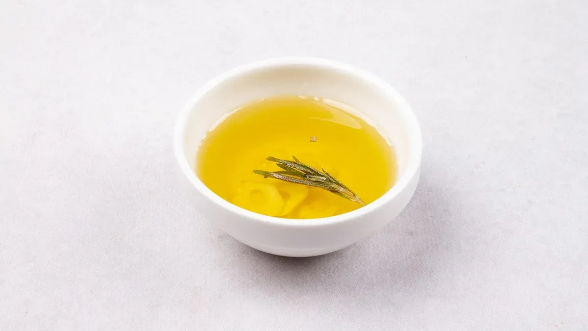 Oliwa z oliwek, ocet balsamiczny z oregano