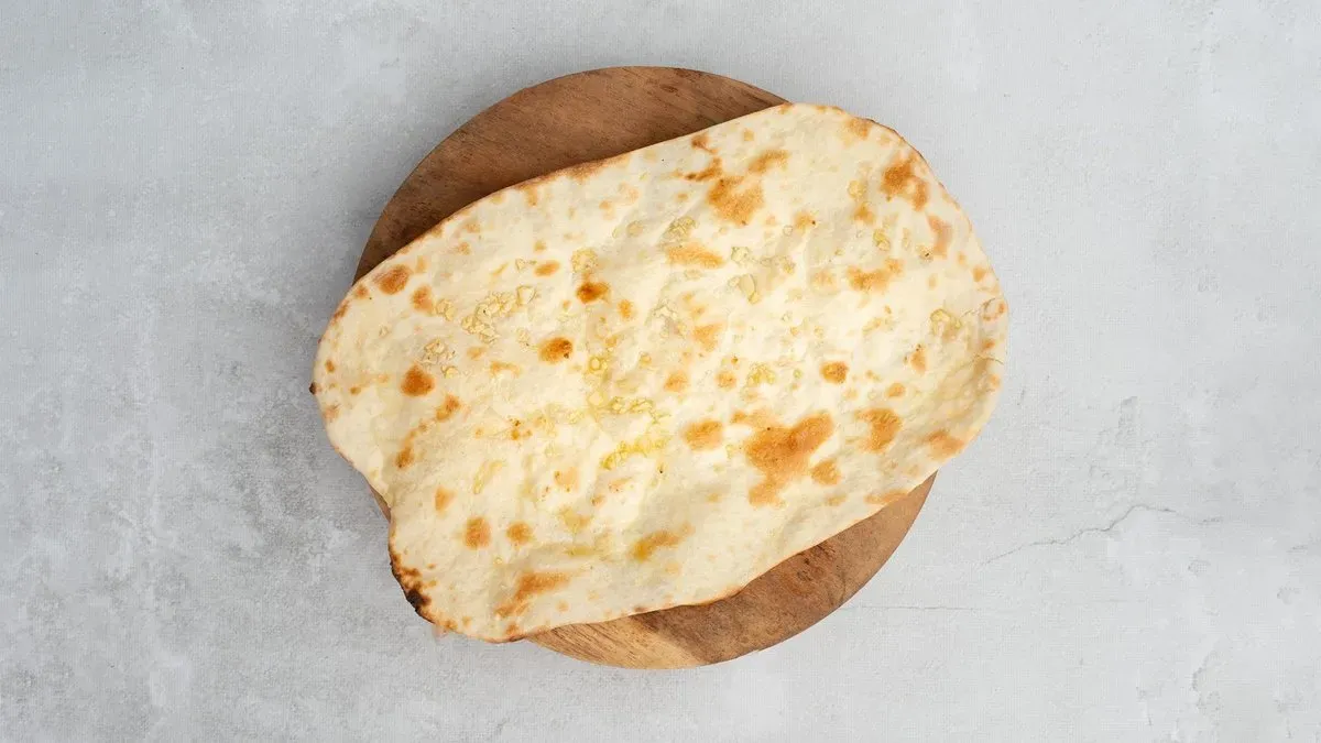 Naan with garlic