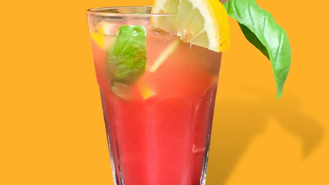Lemoniada truskawka & bazylia