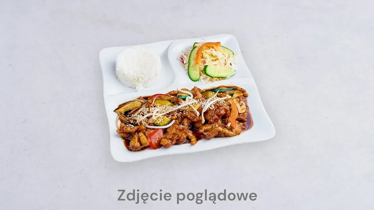 Thai na gorącym półmisku 🌶️