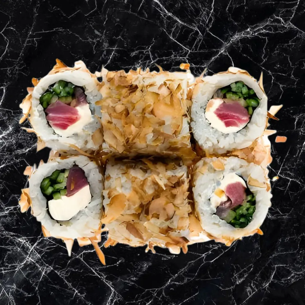 Maguro roll x8