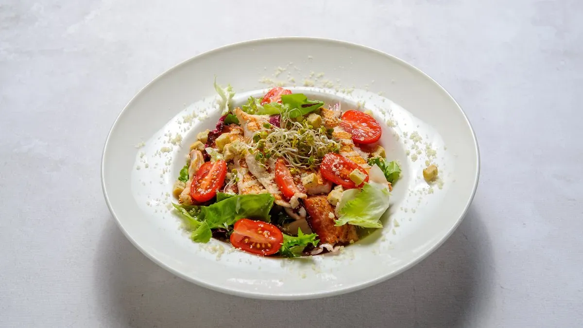Hollywood special salad