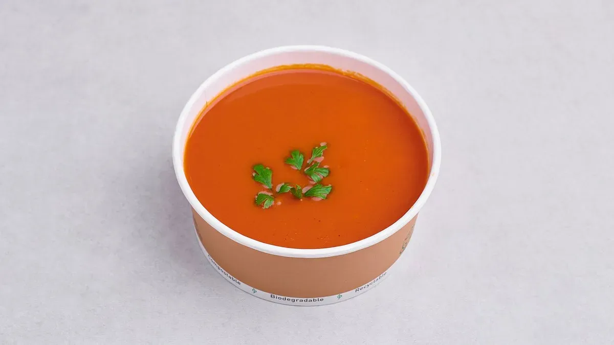 Zupa pomidorowa z makaronem