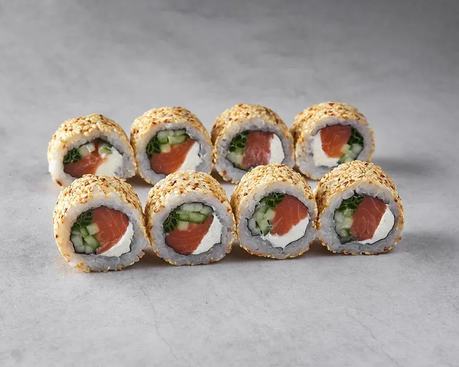 Roll Philadelphia w sezamie